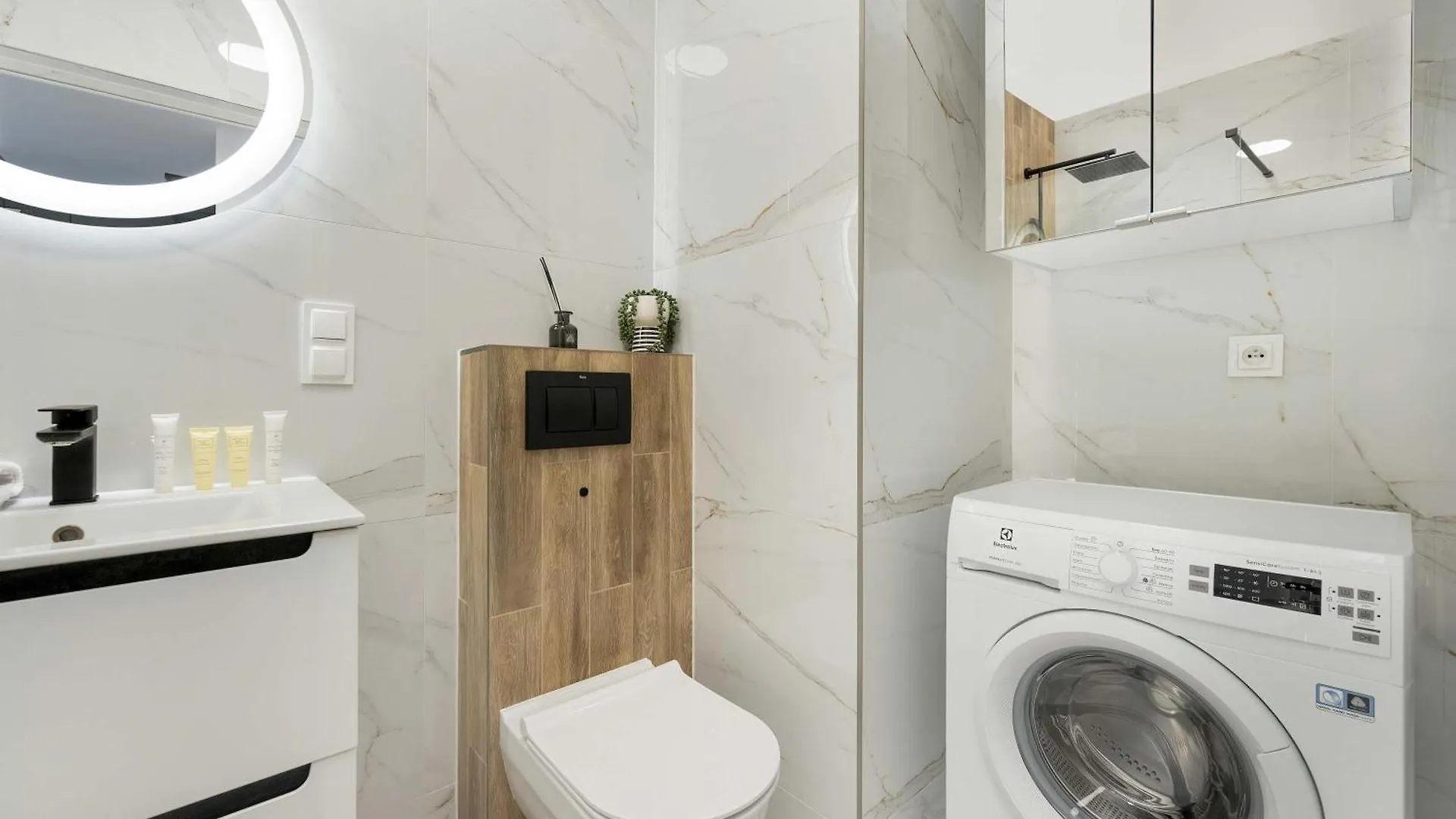 Lux Traugutta Apartment With Air Conditioning, Sauna, Parking And Gym By Noclegi Renters 弗罗茨瓦夫 波兰